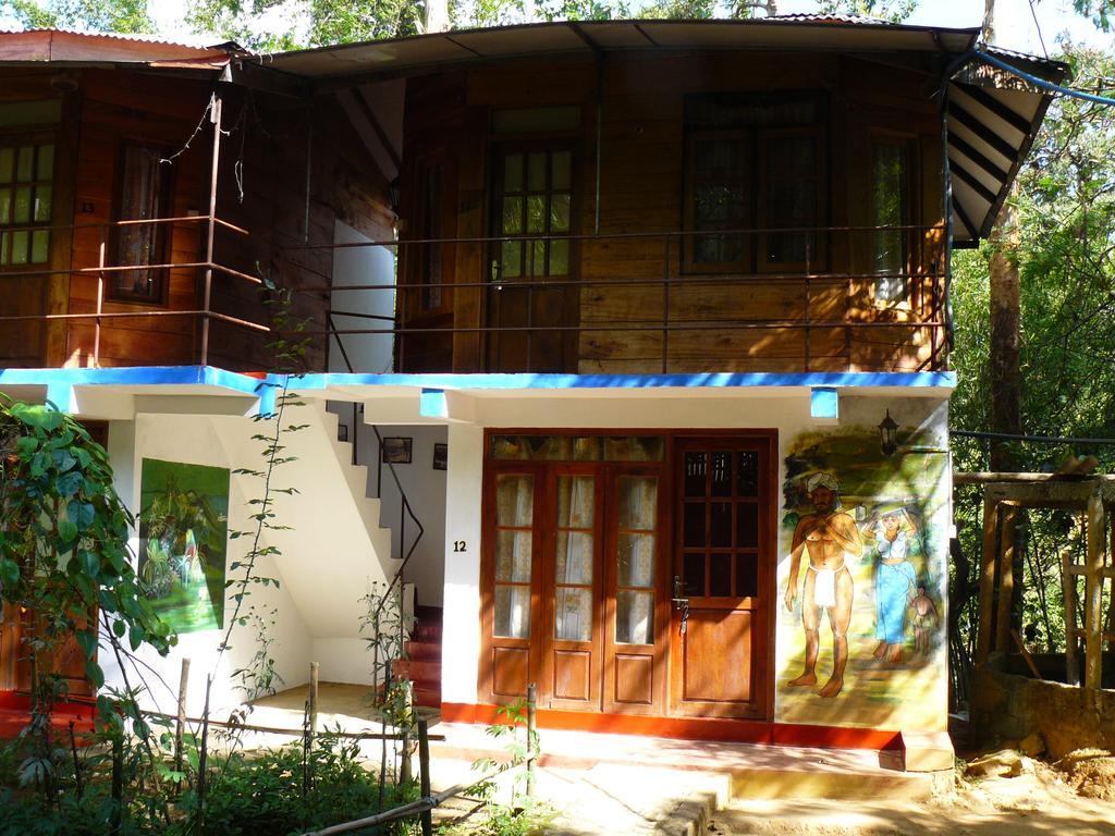 White House Riverside Retreat Nallathanniya Exterior foto
