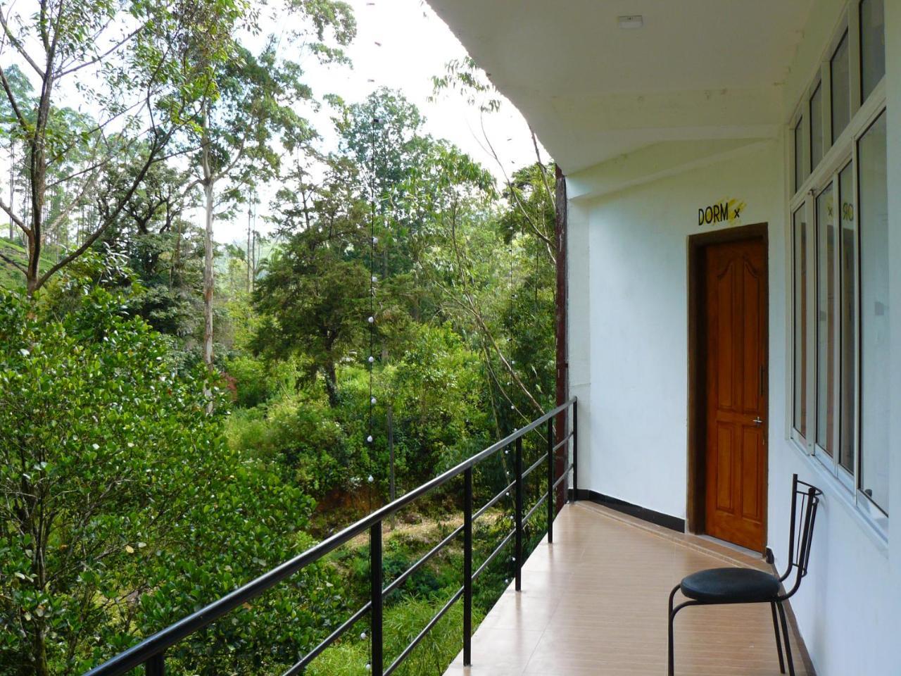 White House Riverside Retreat Nallathanniya Exterior foto